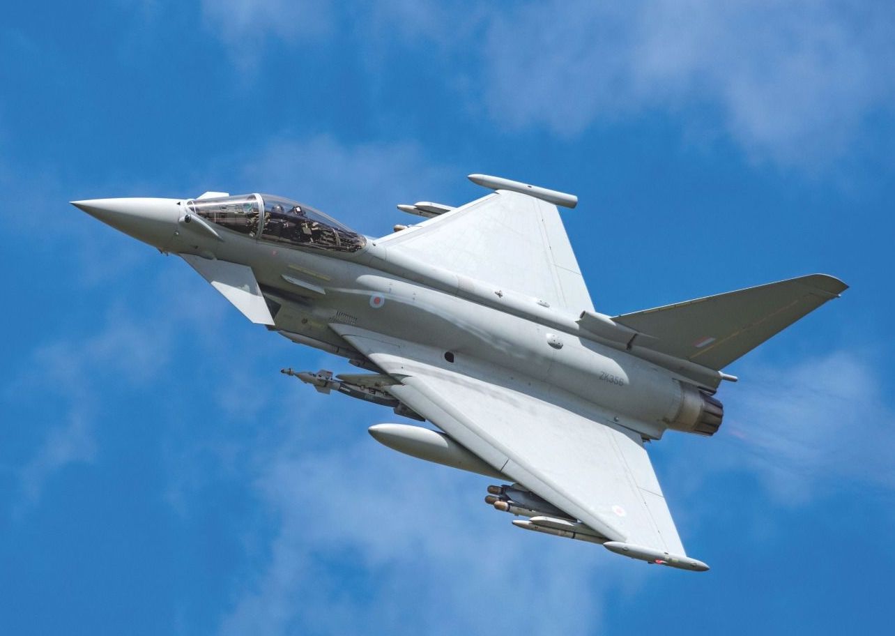 Eurofighter Typhoon Shoots Deadly BVR Meteor Missile In First-Ever ...