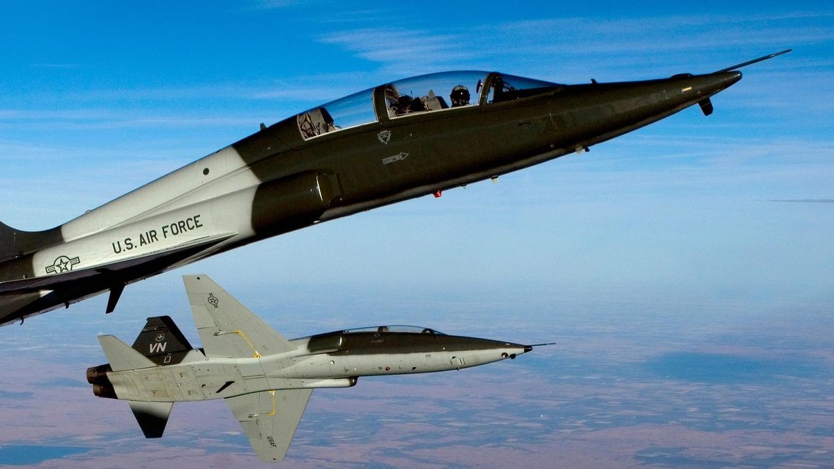 Inside the T-38 Talon, the Trainer Jet Used by the US Air Force