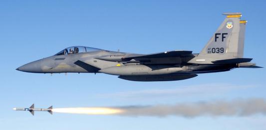 F-15C_fires_AIM-7_Sparrow_2