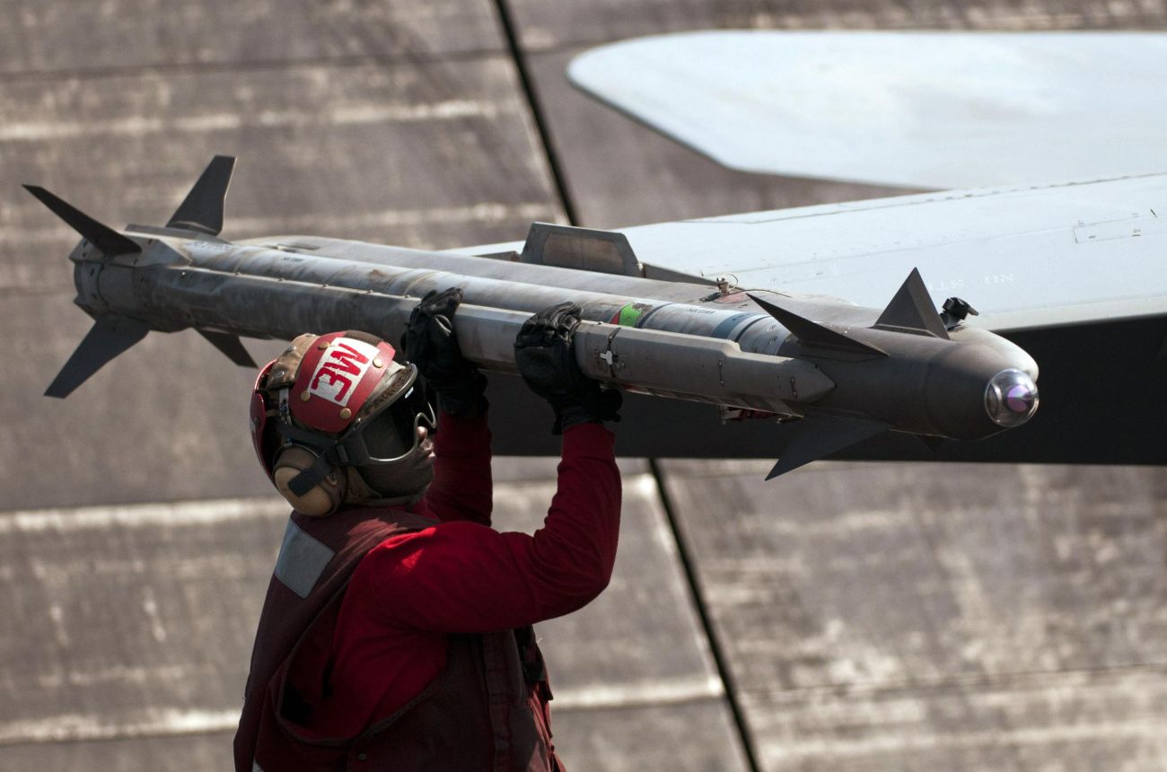 Sidewinder Missile For $79: How Russia Acquired 'Cutting Edge' U.S ...