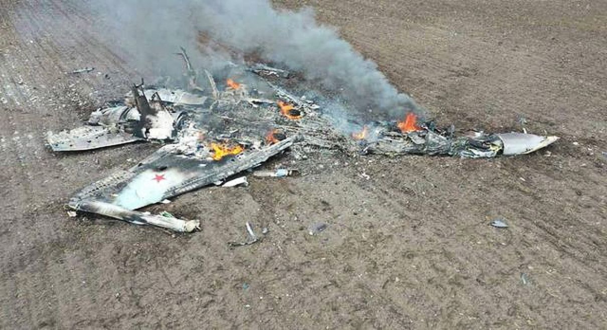 Wreckage of a Russian Su-35 that was shot down in early April by MANPADS