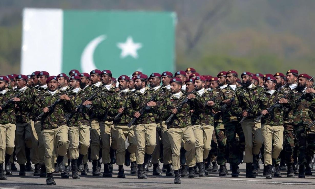 Pakistan Army Runs Out Of Fuel; Suspends All Military Drills & War ...