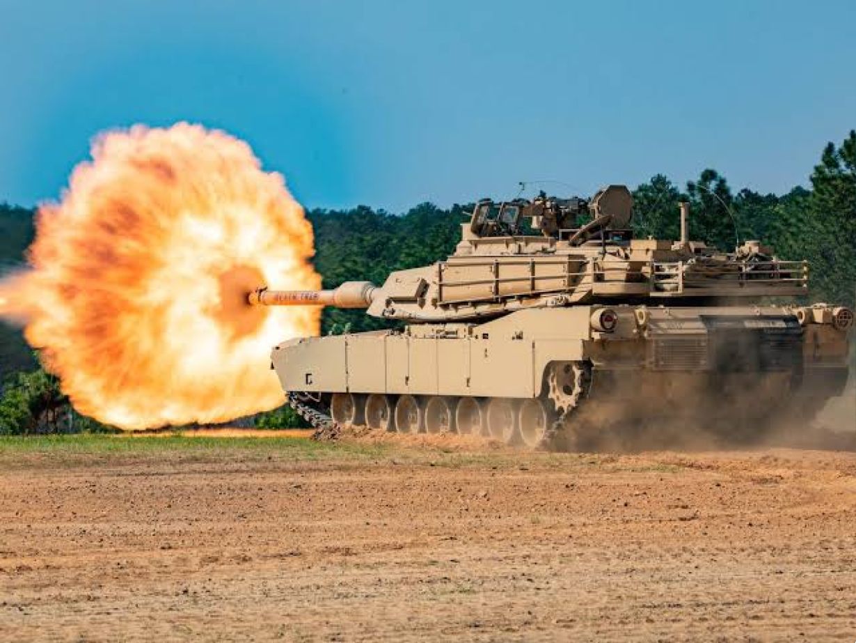 ABRAMS Tank