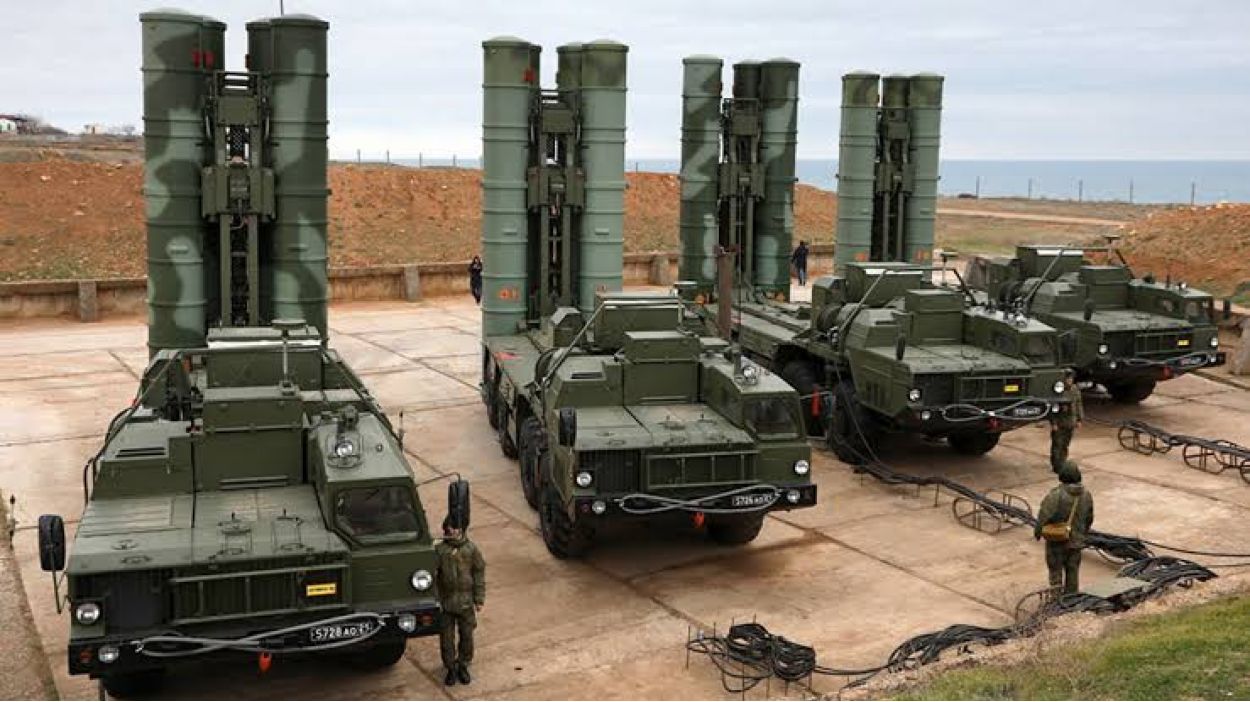 A prominent US media outlet admitted Russia’s S-400 air defense system ...